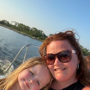 Meet your Posher, Ginny